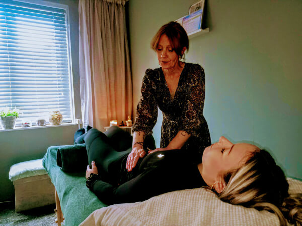 HOLISTISCH ENERGETISCH THERAPEUT